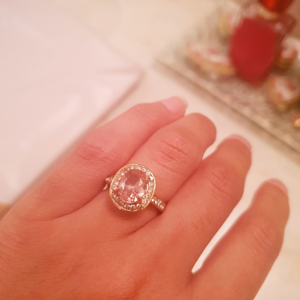 Ring - Picture 2 of 6